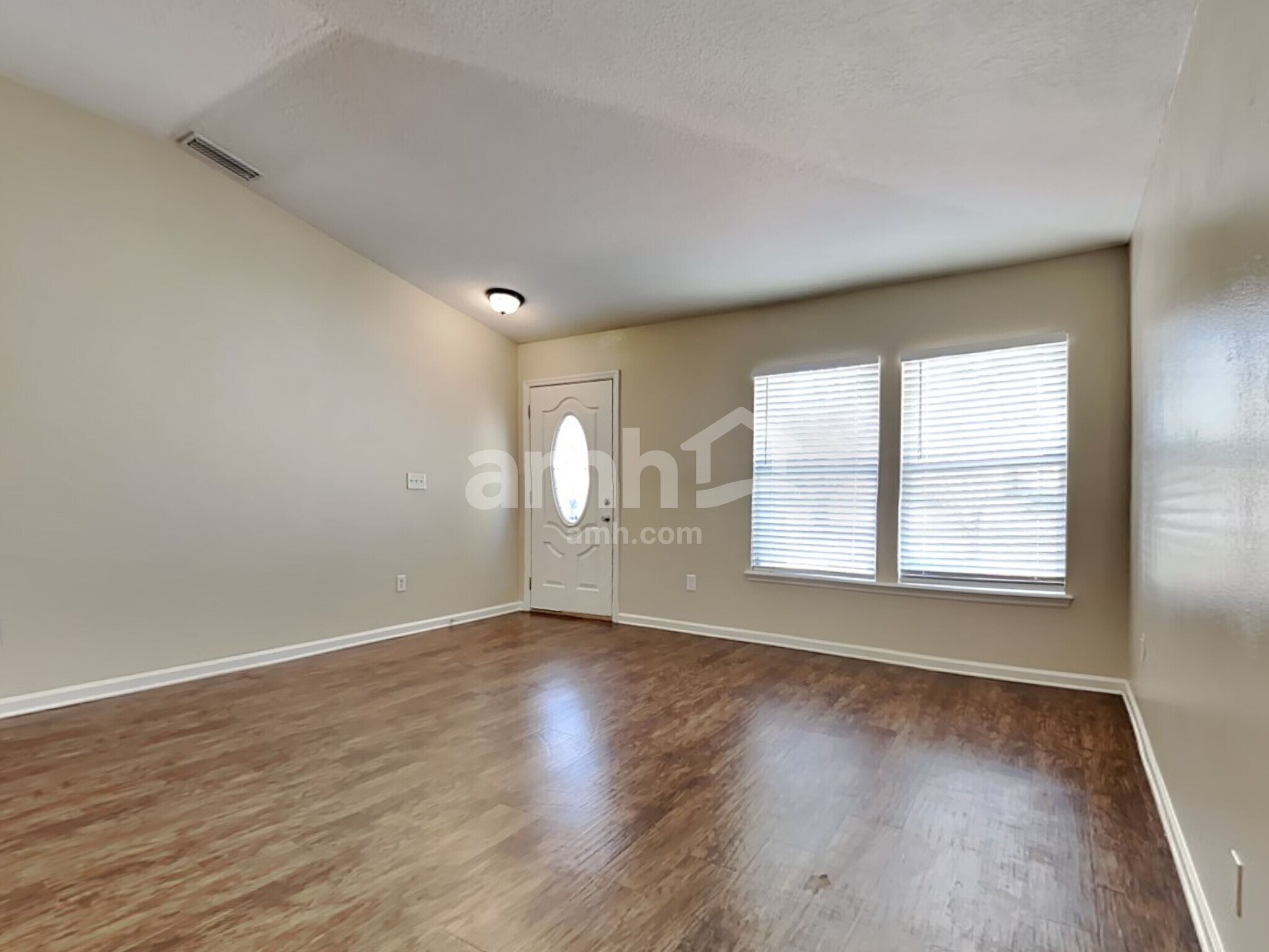 Building Photo - 86718 Cartesian Pointe Dr