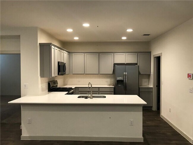 Building Photo - 13208 Bryson Dr