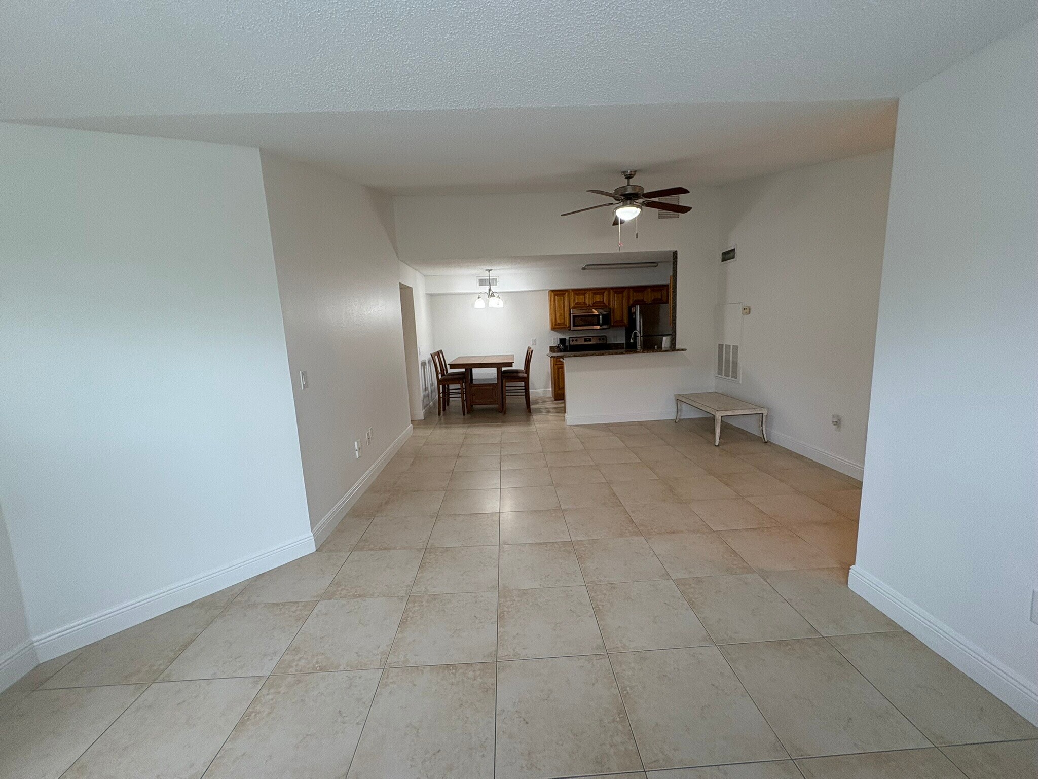 Building Photo - 12730 Equestrian Cir