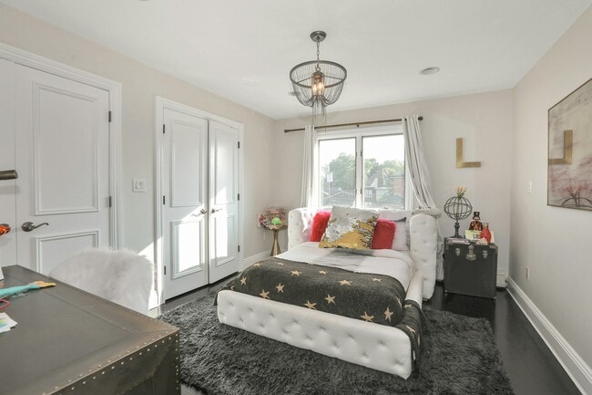 Building Photo - 357 Tom Hunter Rd