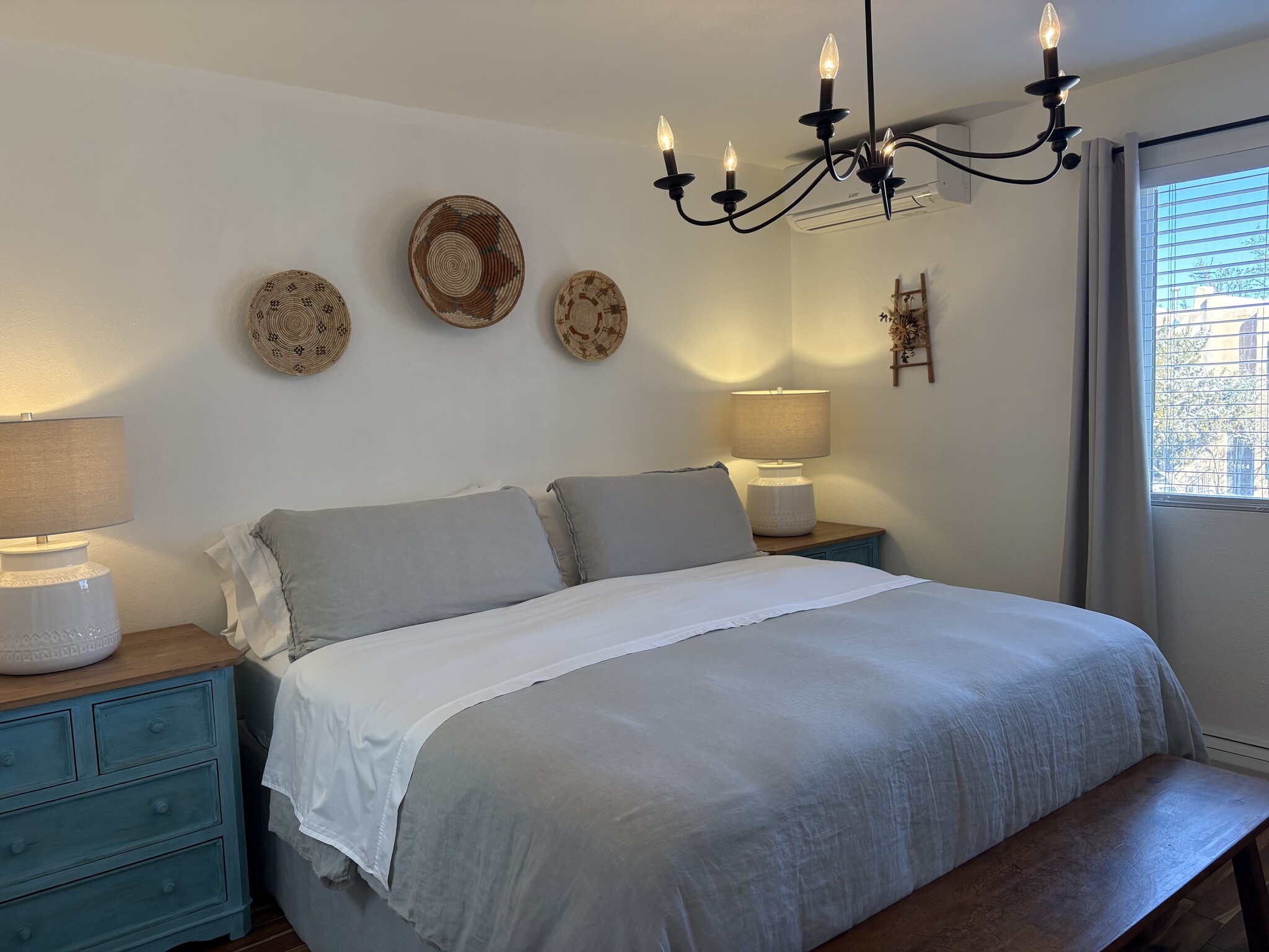 Building Photo - 1572 Avenida de Las Americas