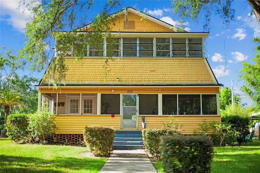 Building Photo - 430 W Minnehaha Ave