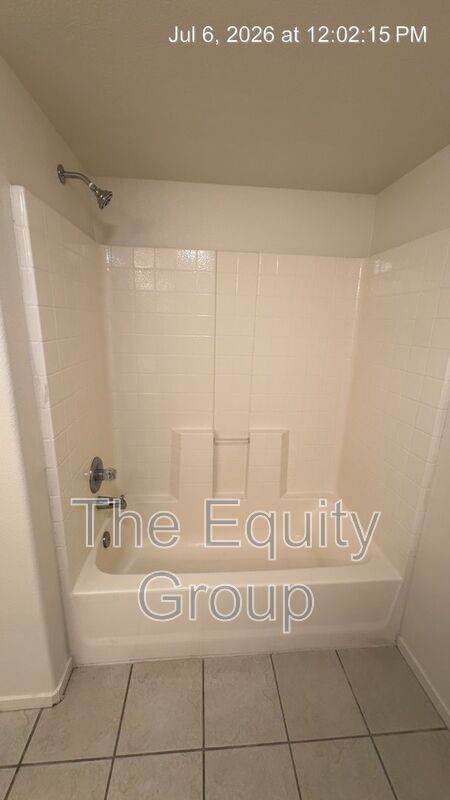 Building Photo - 2664 W Lark Ave