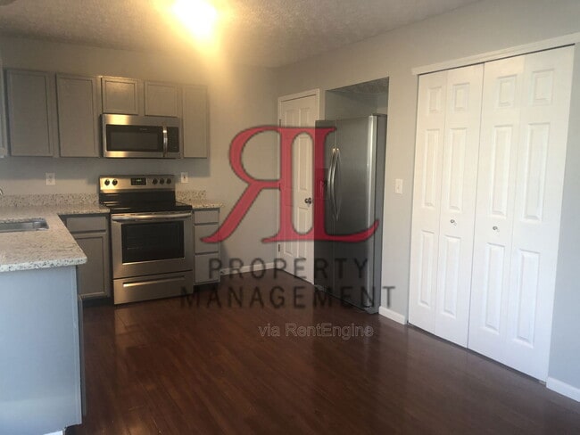 Building Photo - 5524 Glendalough St