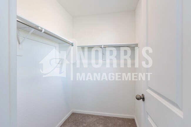 Building Photo - Beautiful New Home in a Great Location!