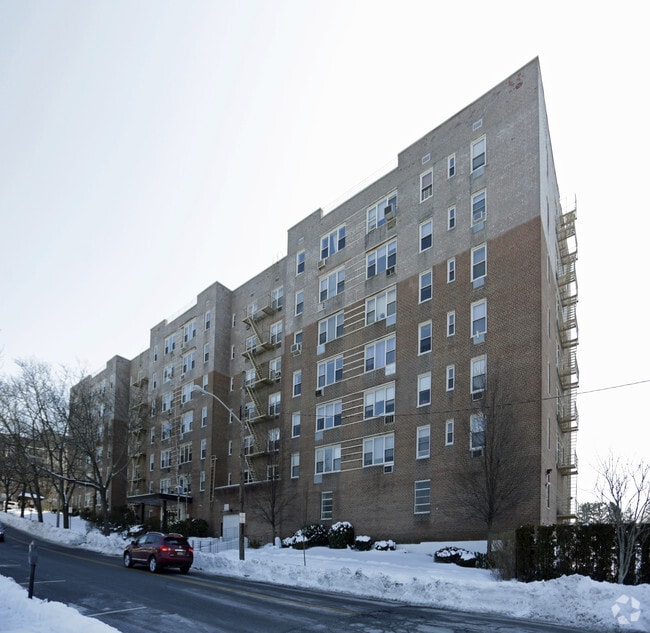 One Oakridge Owners Inc 1 Oakridge Pl Eastchester NY 10709