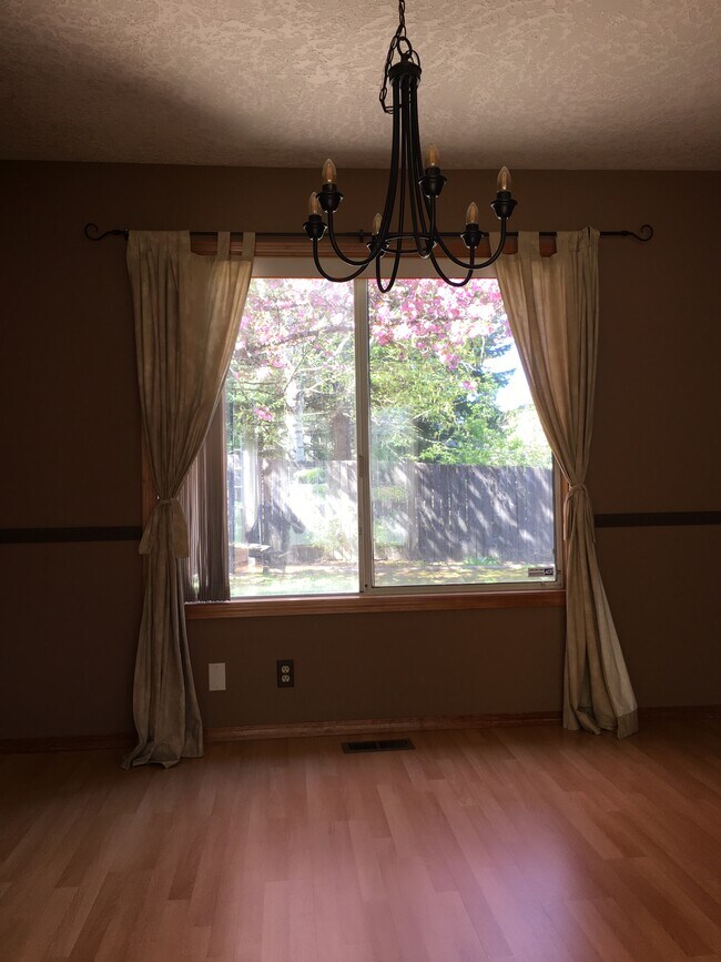 Building Photo - 8215 SW 147th Ter