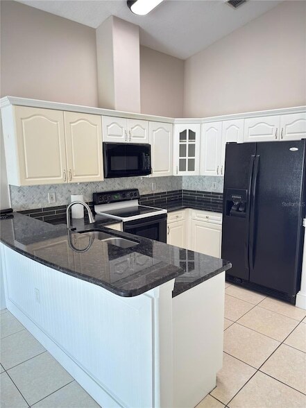 Building Photo - 6303 Little River Dr
