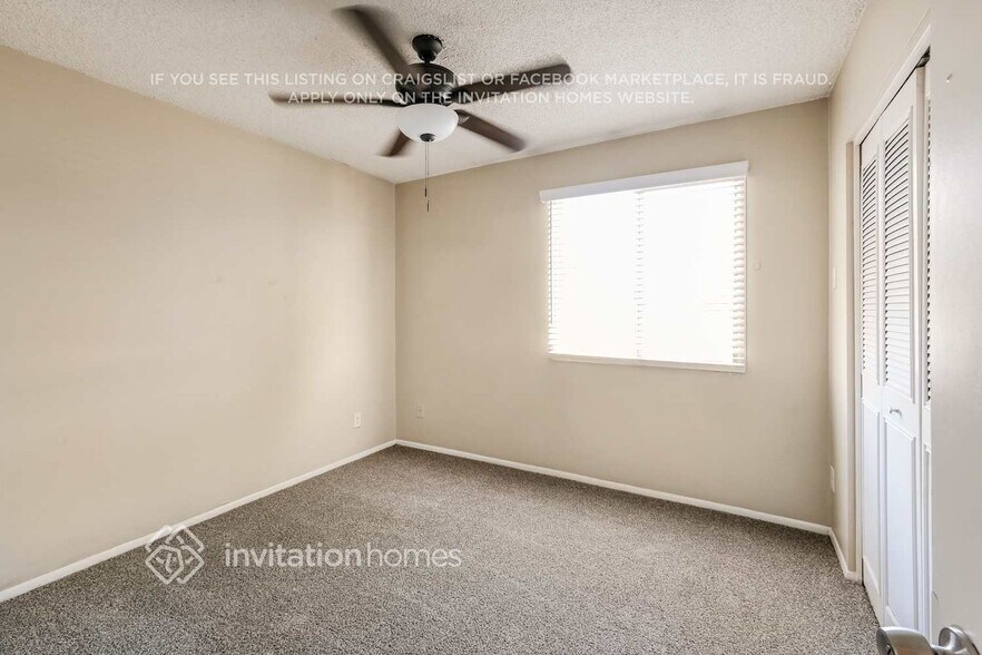 Building Photo - 3152 N 64th Dr