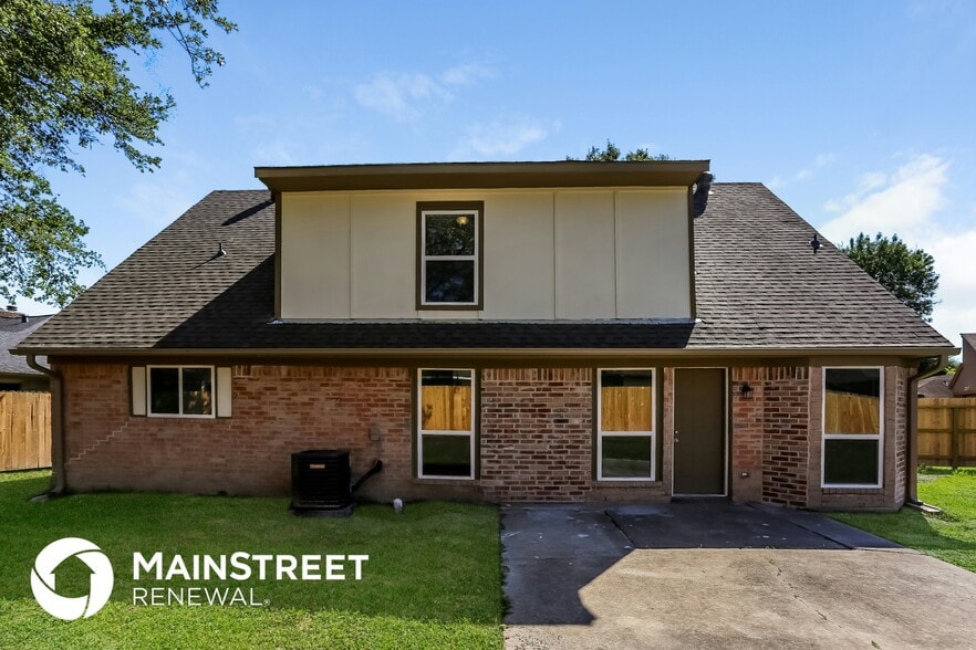 Building Photo - 1434 New Tree Ln