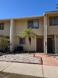 Building Photo - 22726 Gage Loop