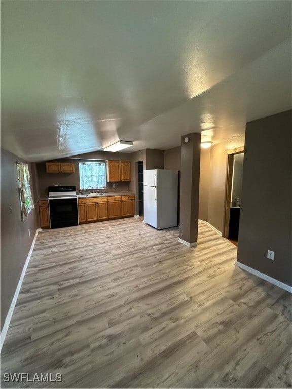 Primary Photo - 18301 Slater Rd