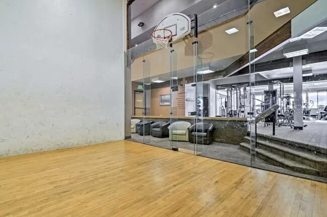 Building Photo - 203 E. Meadow Mile - 12-10