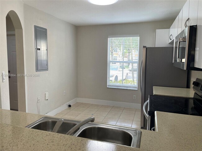 Building Photo - 12957 SW 30th Ct