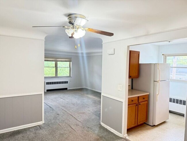 Building Photo - 7134 Delaware Ave