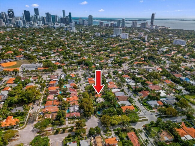 Building Photo - 1262 SW 15th Terrace