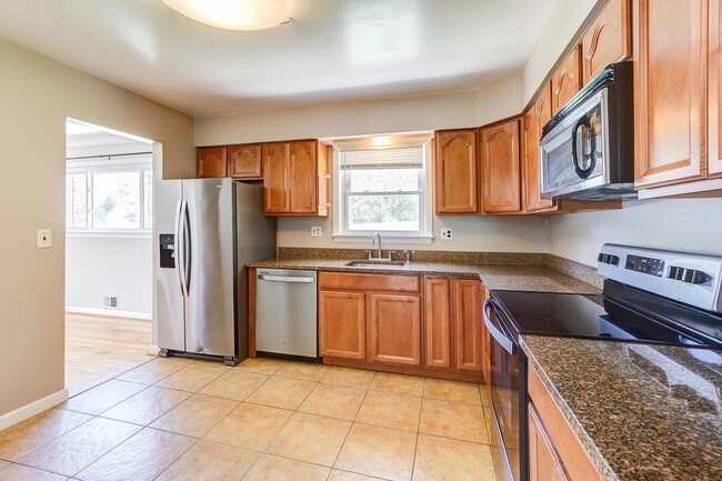 Building Photo - 11901 Bizet Ct
