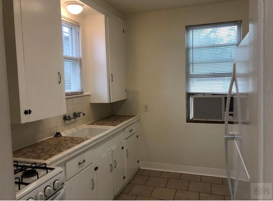 Kitchen - 2016 57th St