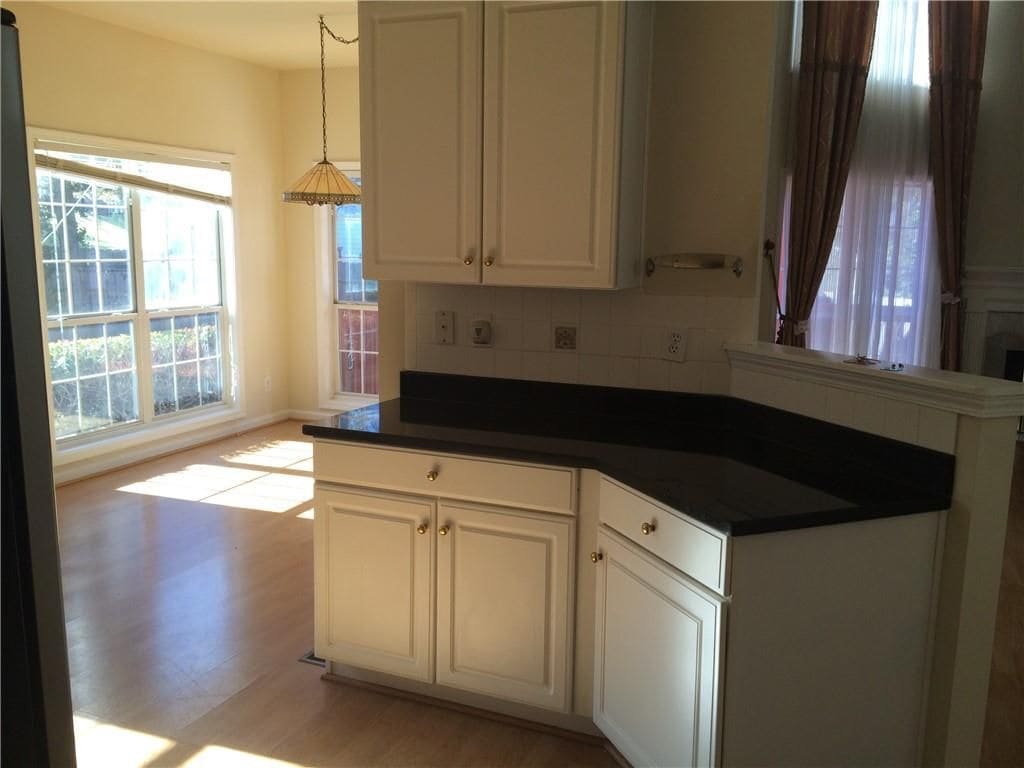 Building Photo - 2828 Oglethorpe Run Square