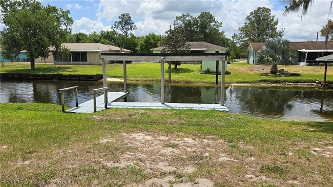 Building Photo - 639 Killarney Dr