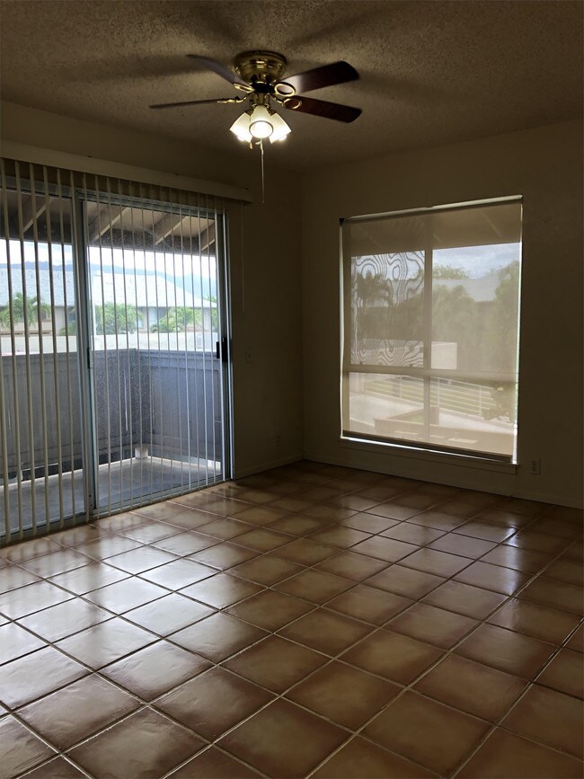 Primary Photo - 91-1010-1010 Mikohu St