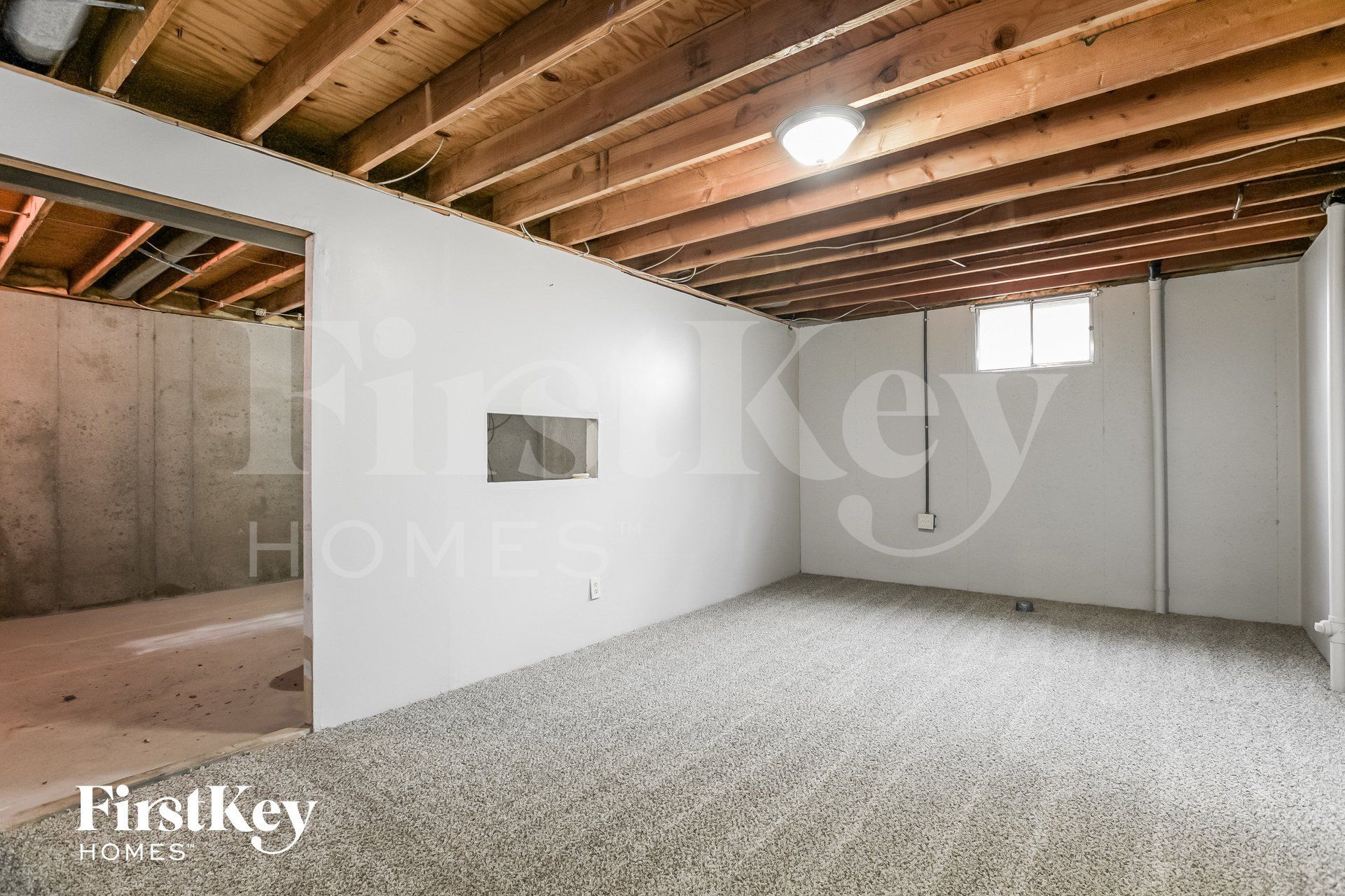 Building Photo - 1529 NE Auburn Dr