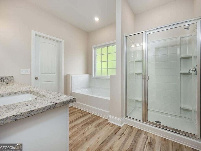 Building Photo - 1002 Oglethorpe Ln