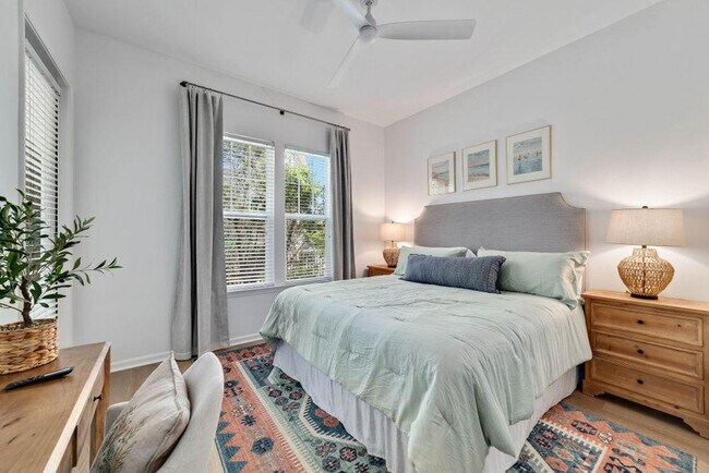 Building Photo - 9343 Marigot Promenade