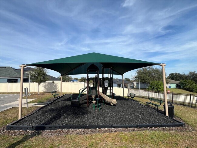 Building Photo - 1143 Cambridge Dr