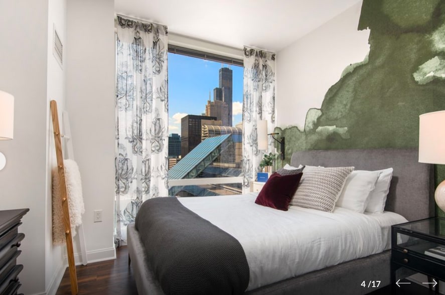 Building Photo - 77 W Wacker Dr