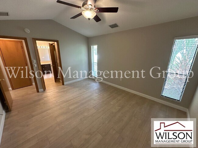 Building Photo - 840 Maraval Ct