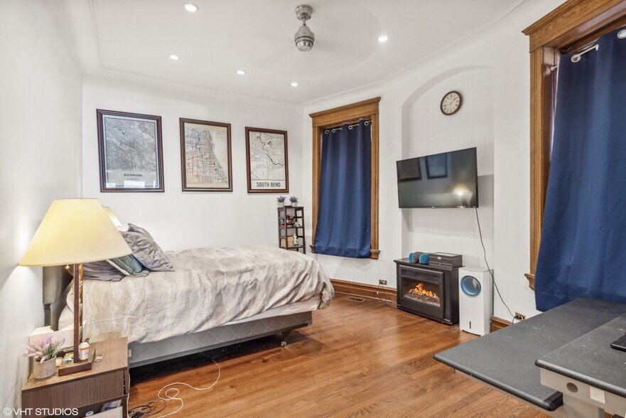 Building Photo - 145 W Burton Pl