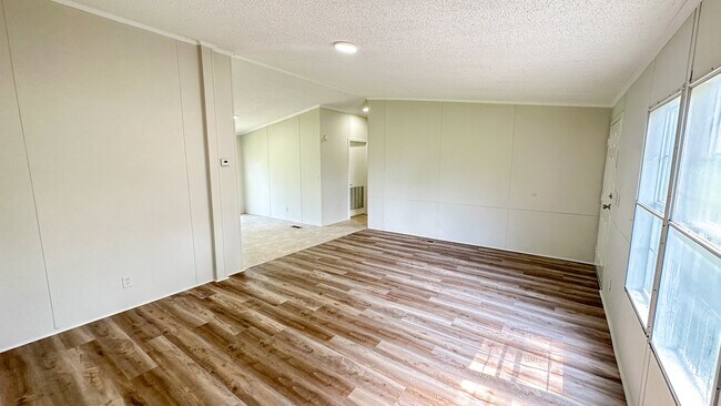 Building Photo - 11758 E Old Oak Trail
