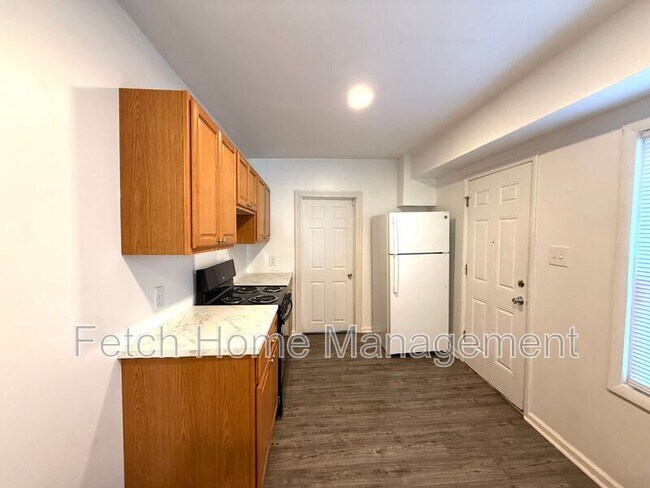 Building Photo - 138 Coral St