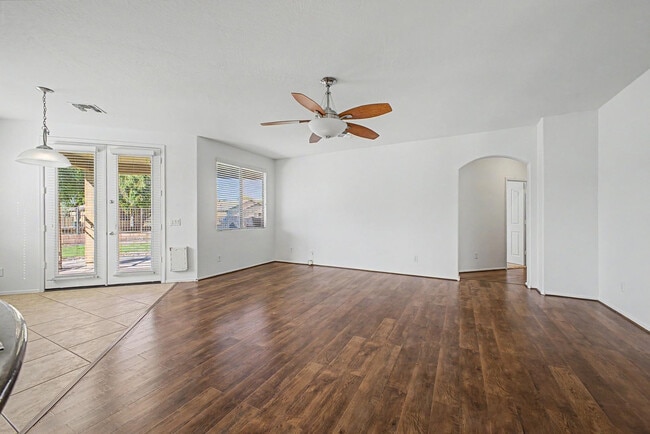 Building Photo - 6630 W Harwell Rd E