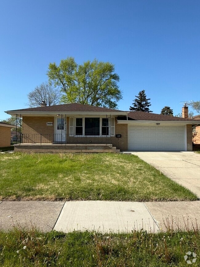 Building Photo - 3444 173rd Pl