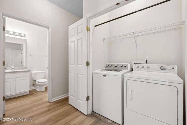 Building Photo - 12301 Kernan Forest Blvd