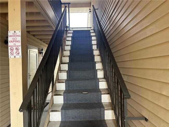 Building Photo - 112 Cartwheel Ct