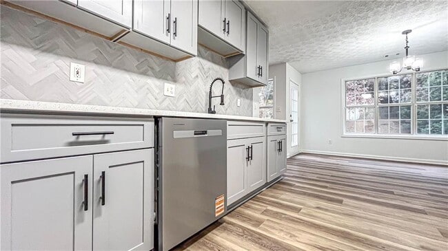 Building Photo - 479 Crosshaven Way