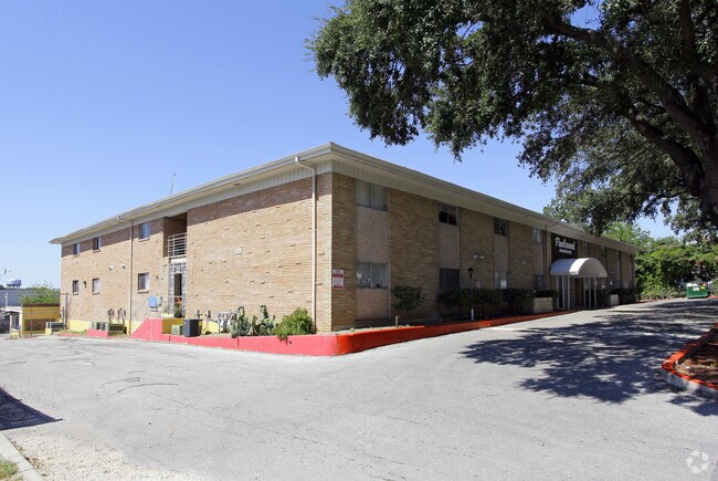 Primary Photo - The Fleetwood Apartments