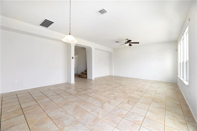 Building Photo - 7929 Arezzo Dr