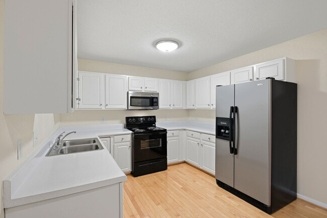 Building Photo - 1701 Willa Pl Dr