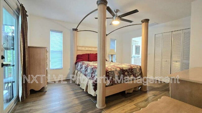 Building Photo - 2317 SW 44th Terrace