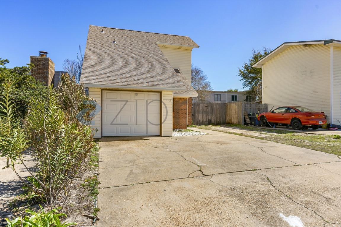 Building Photo - 182 Bent Arrow Dr