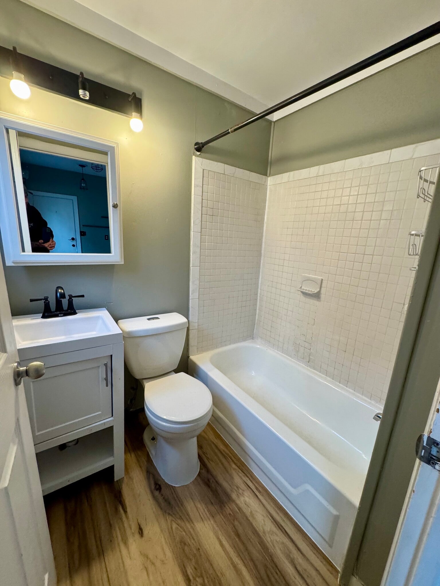 Building Photo - 61 John St