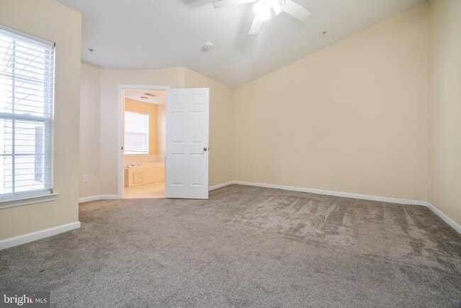 Building Photo - 5224 Leavers Ct