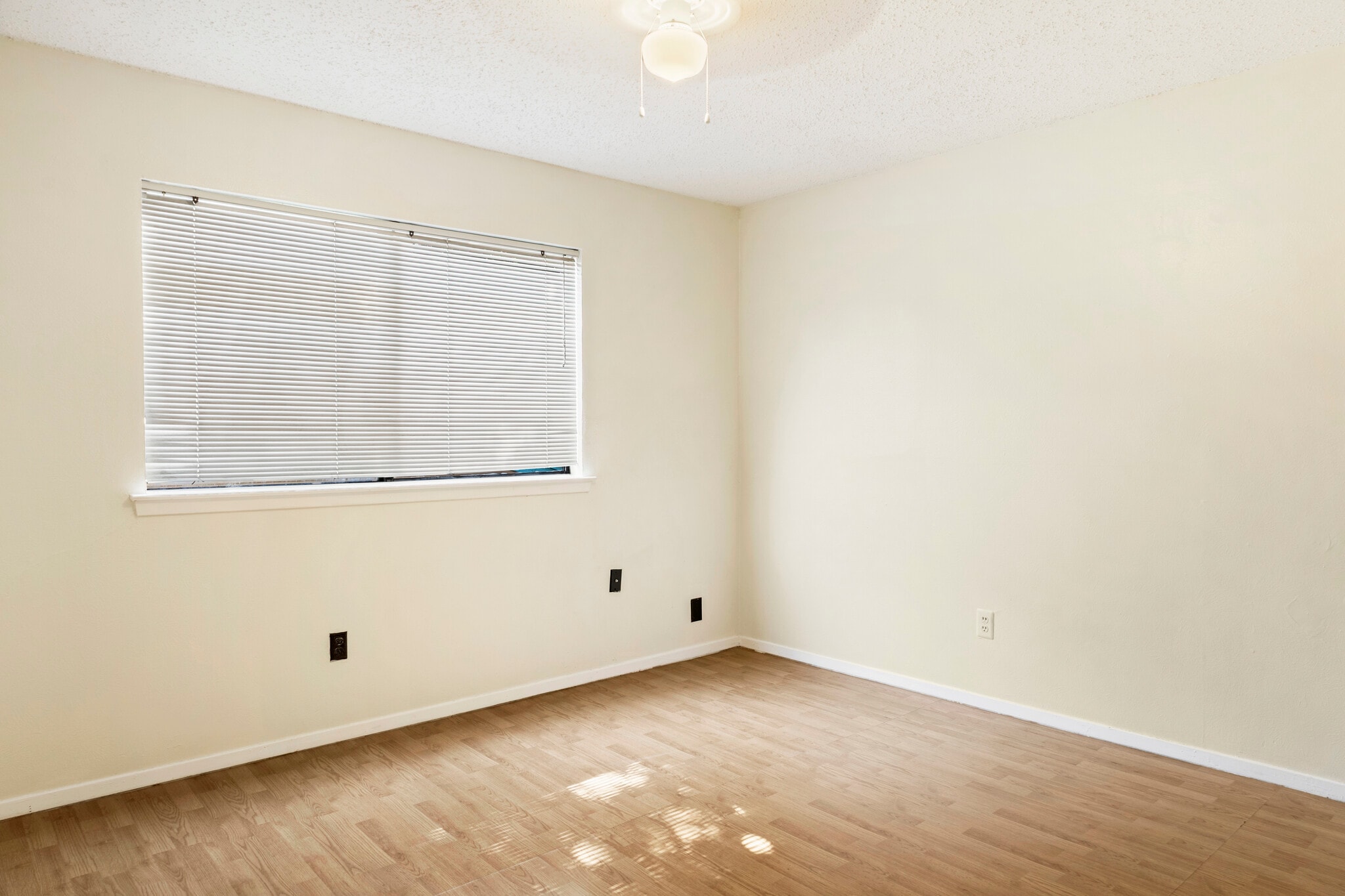 Building Photo - 421 San Mateo Dr