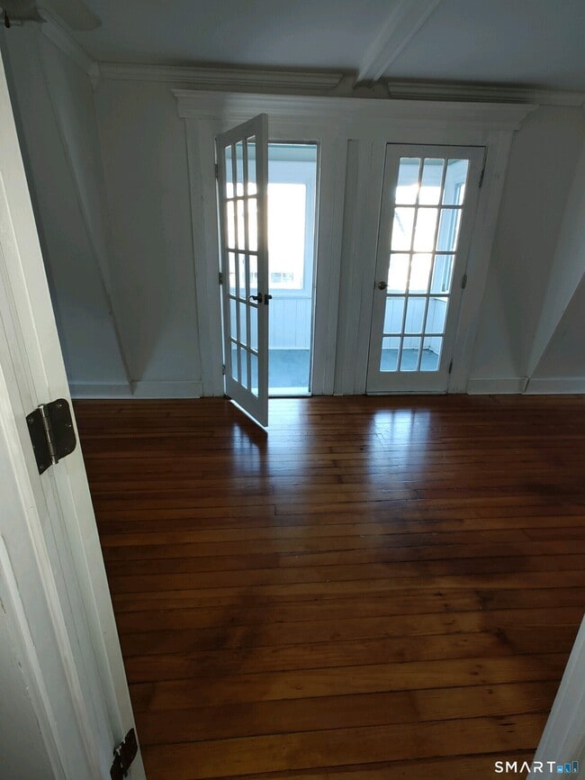 Building Photo - 231 2nd Ave