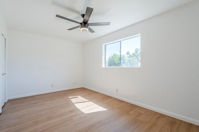 Building Photo - 834 N Constellation Way