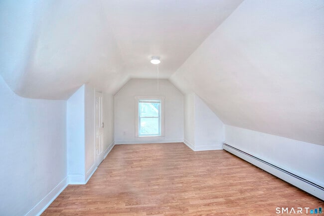 Building Photo - 56 Franklin St